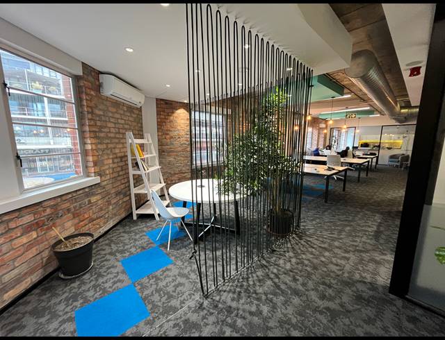199M² OFFICE TO LET IN GREEN POINT